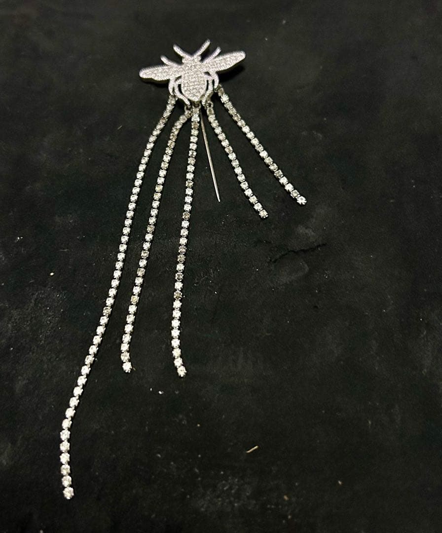 ⭐️Dior Homme⭐️Beeピンバッジ ⭐️美品⭐️正規品