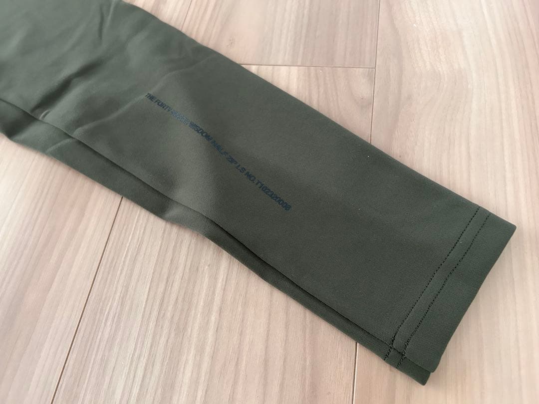 【新品タグ付き】TFW49 ティーエフダブリュー ロンT HALF ZIP