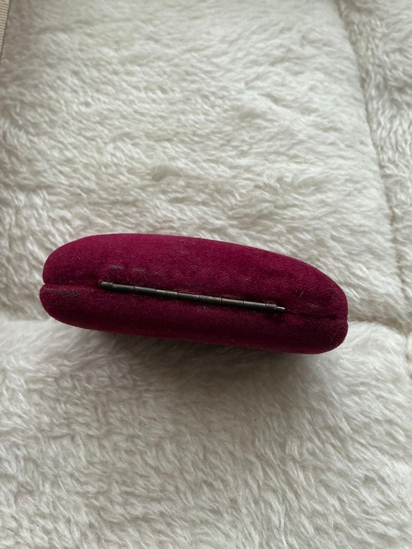 アンティークジュエリーボックス深紅のベルベットケース