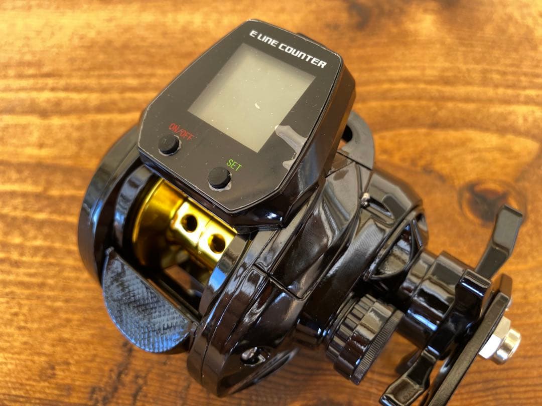 ジギングロッド　デジタルカウンター付きリール　スパイラル　パワーハンドル　船釣り