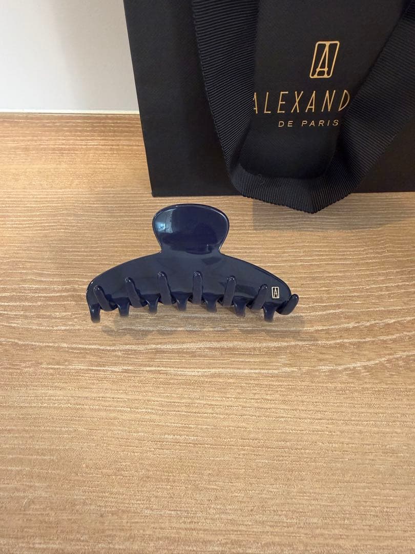 k*u様 ALEXANDRE DE PARIS ネイビー ヘアクリップ　Mサイズ