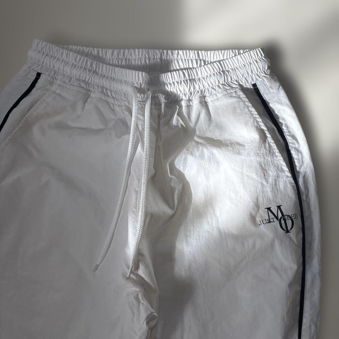 mio みお　ナイロンジャケット　トラックジャケット　トラックパンツ　ウインド