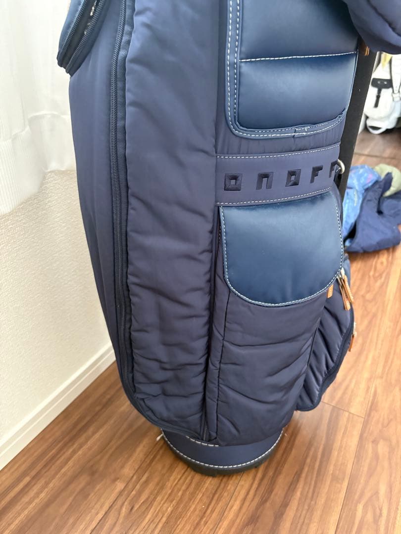 オノフ　ネイビーゴルフバッグ・キャディバッグ　レディース、メンズも