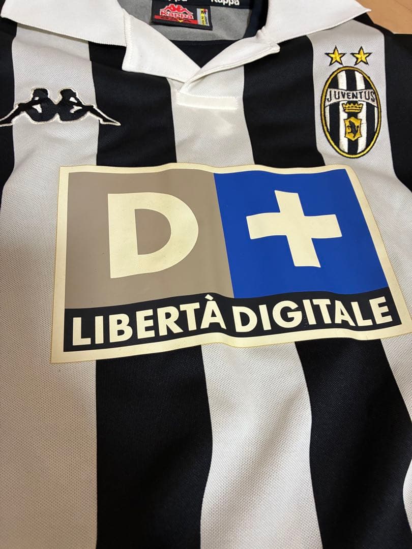 Juventus Kappa ストライプシャツ