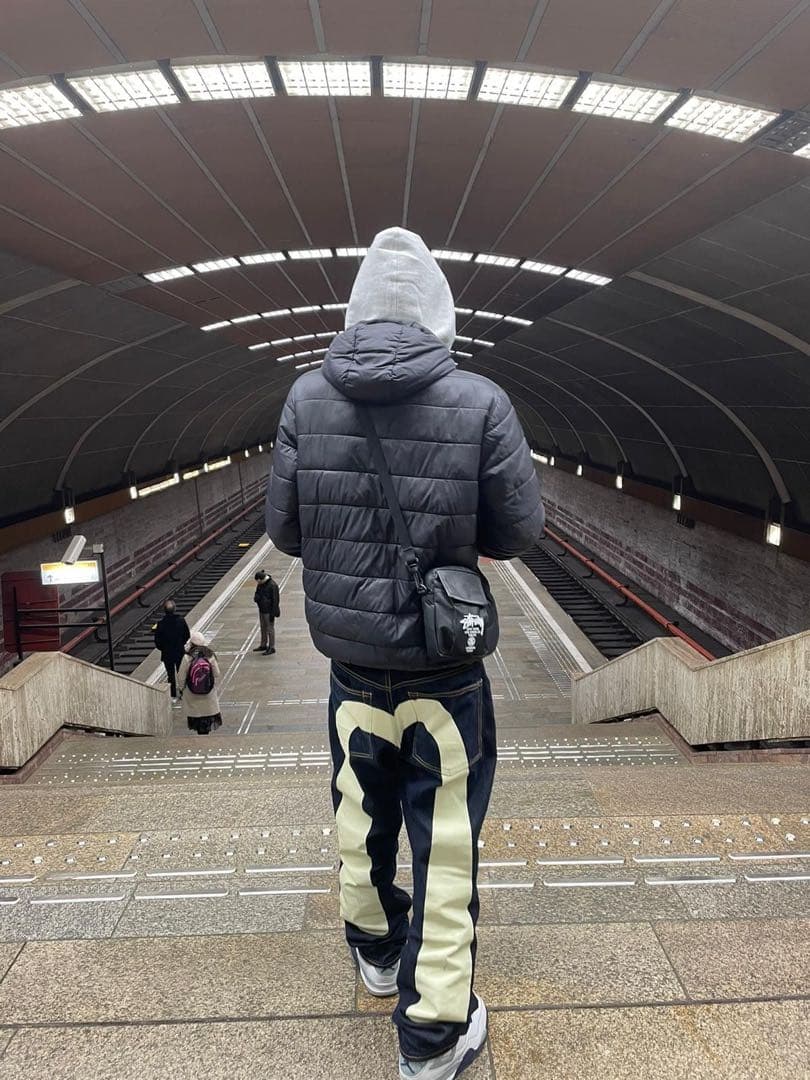 EVISUストレートデニムパン　大黒　カモメ　ジーンズ　34×32