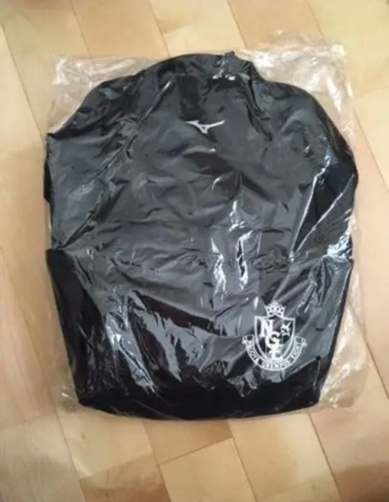 名古屋グランパス xMIZUNO オリジナルリュック