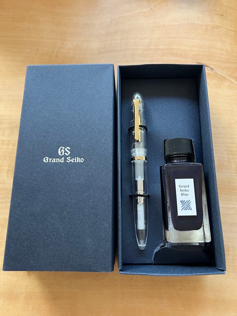 Grand Seiko 万年筆と青インクセット