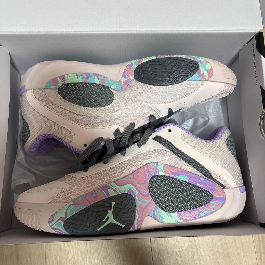 バスケットボールシューズ ピンク/パープル/グレー　　 テイタム