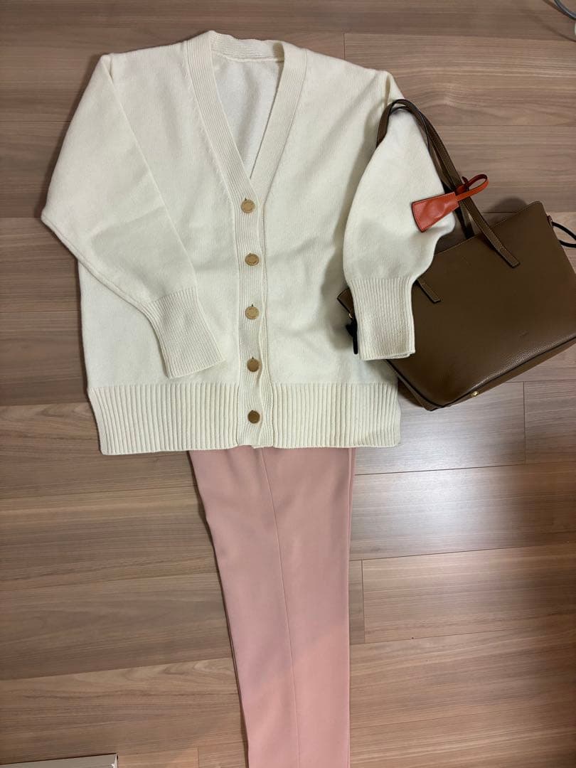 りんりん　NOLLEY’S ウールカシミヤ金ボタンVネックカーディガン