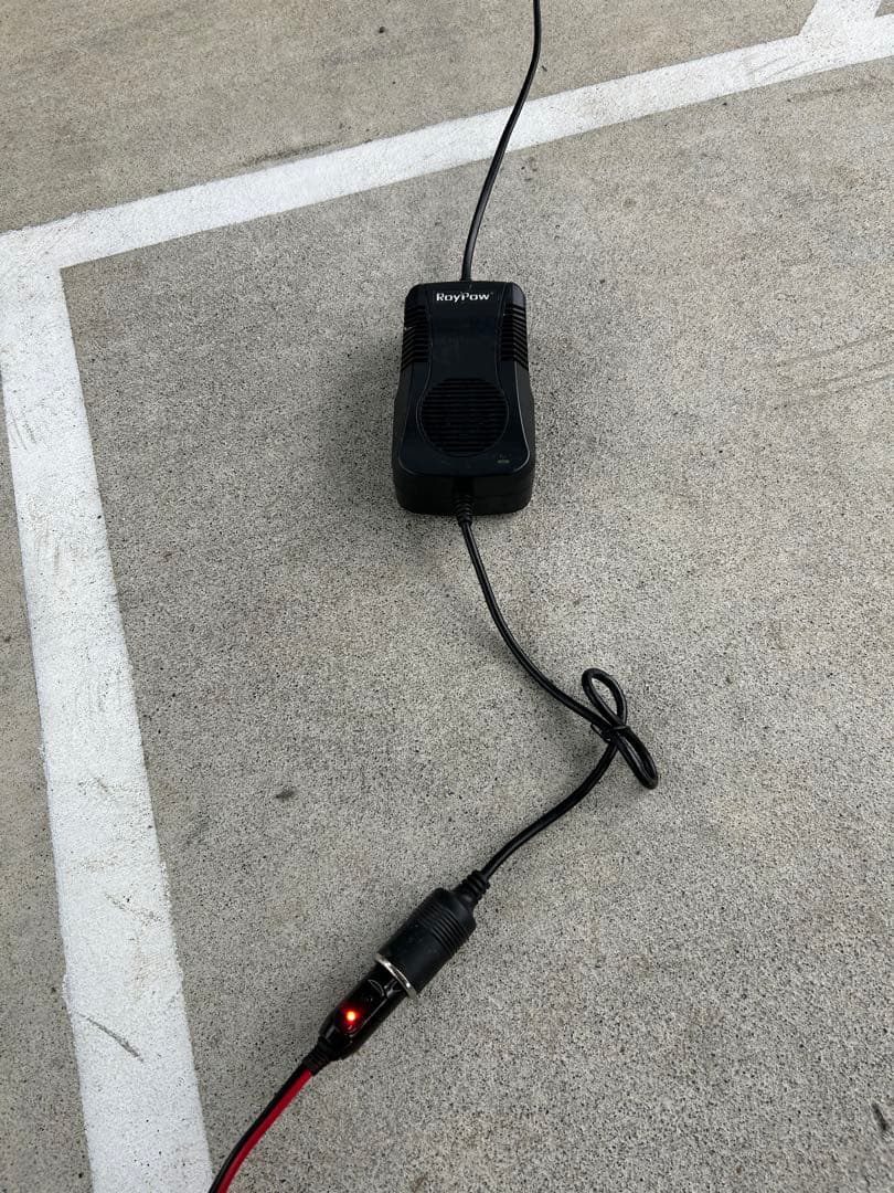 ピッチングマシン　2ホイール式　軟式J・M球用