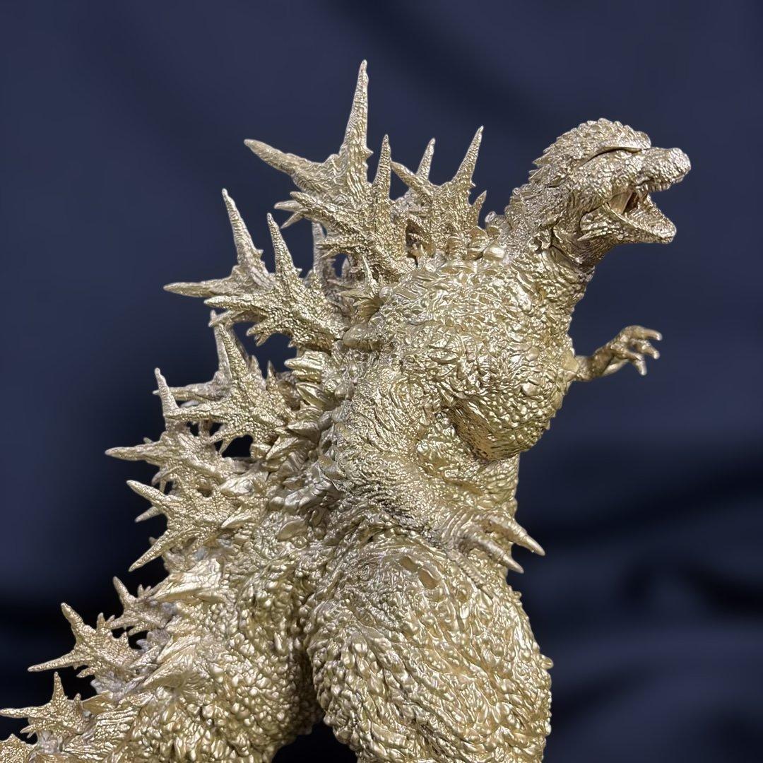 ゴジラ　フィギュア　一番くじ　ゴールドカラーVer.