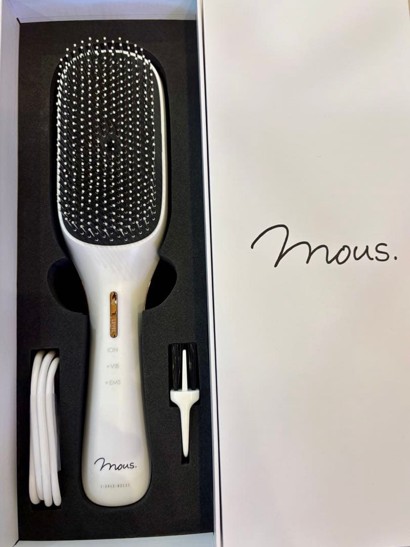 Mous. スカルプブラシ ホワイト