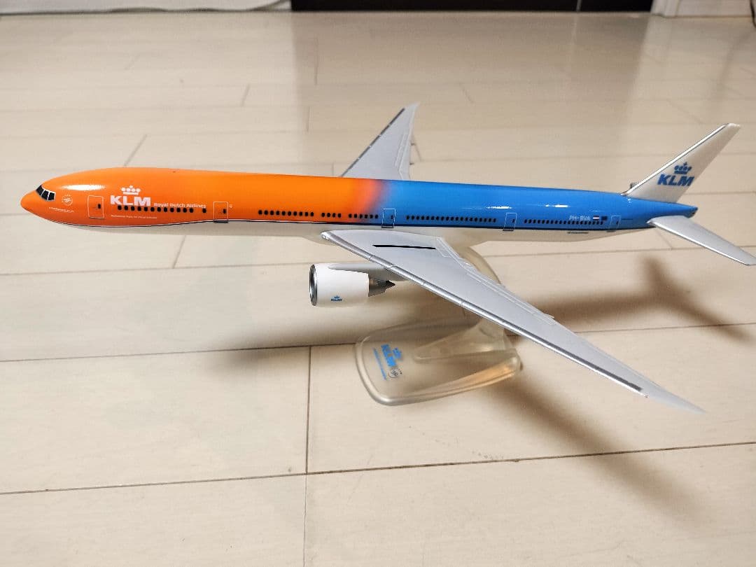 航空機・ヘリコプター KLM Orange Pride Boeing 777-300 1/200