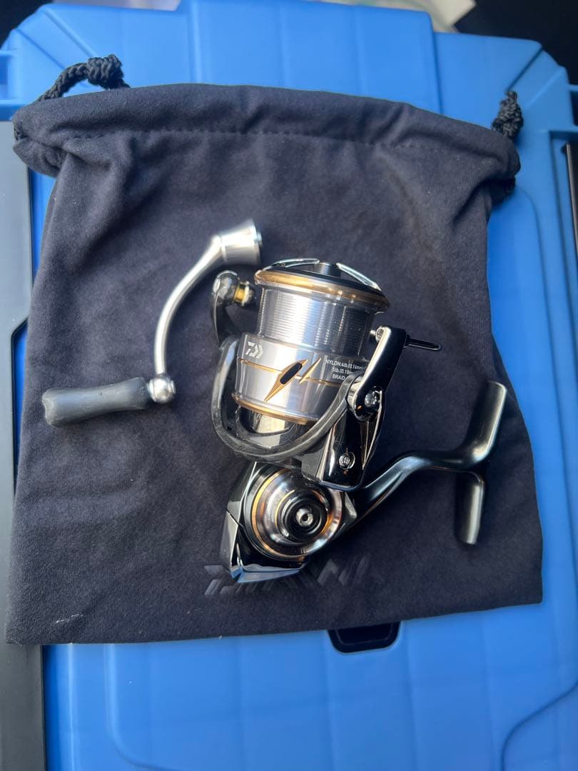 DAIWA LUVIAS FC LT 2500S スピニングリール