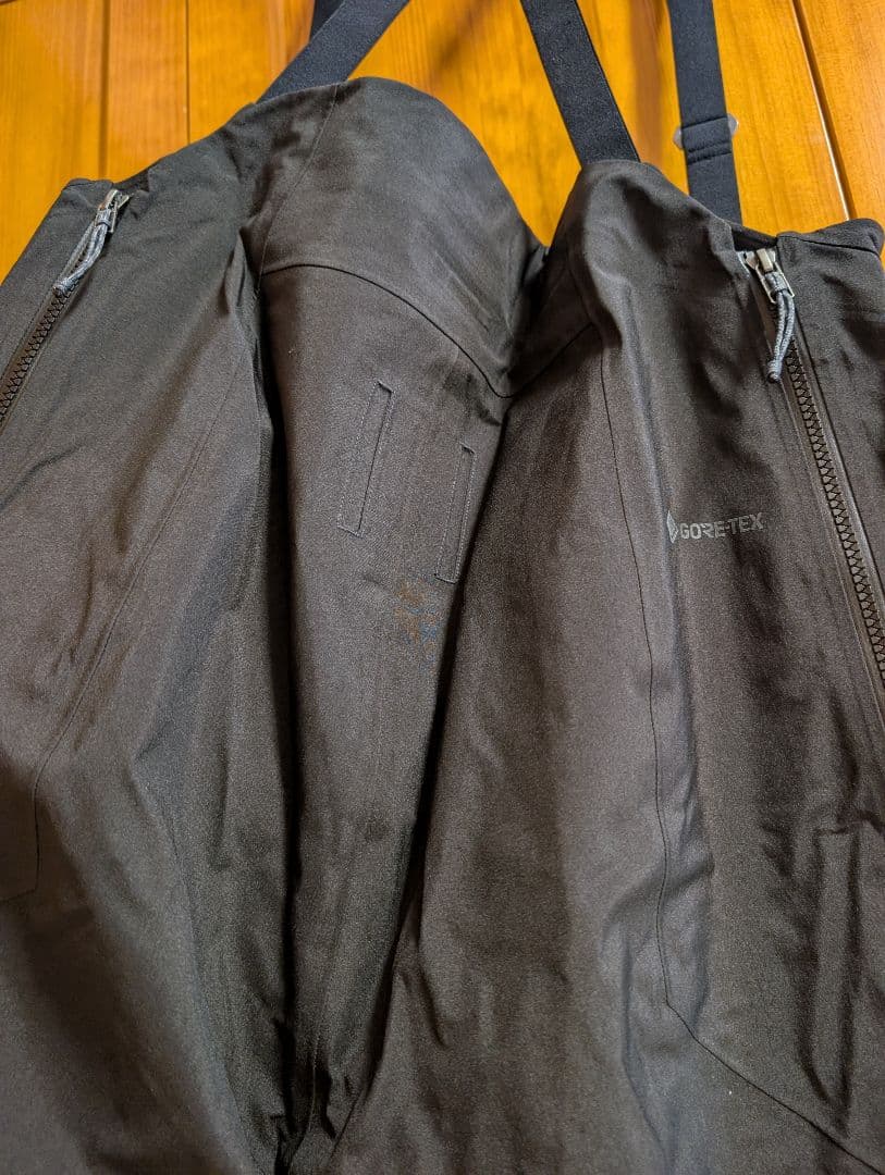 Patagonia メンズ・アントラックド・ビブ ブラック L