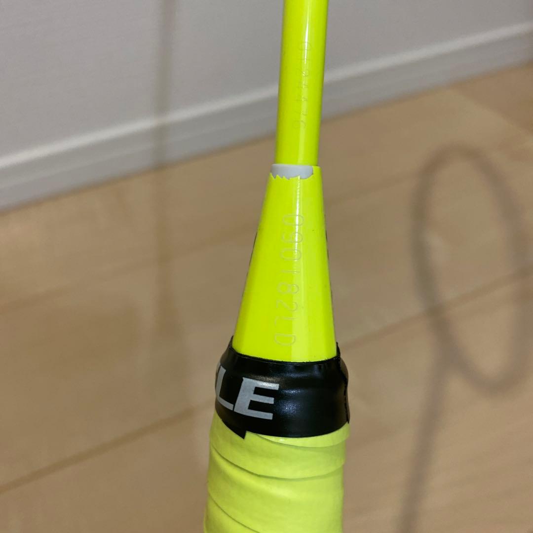 【希少_即日発送】バドミントンラケット　ヨネックス　ASTROX77 3UG5