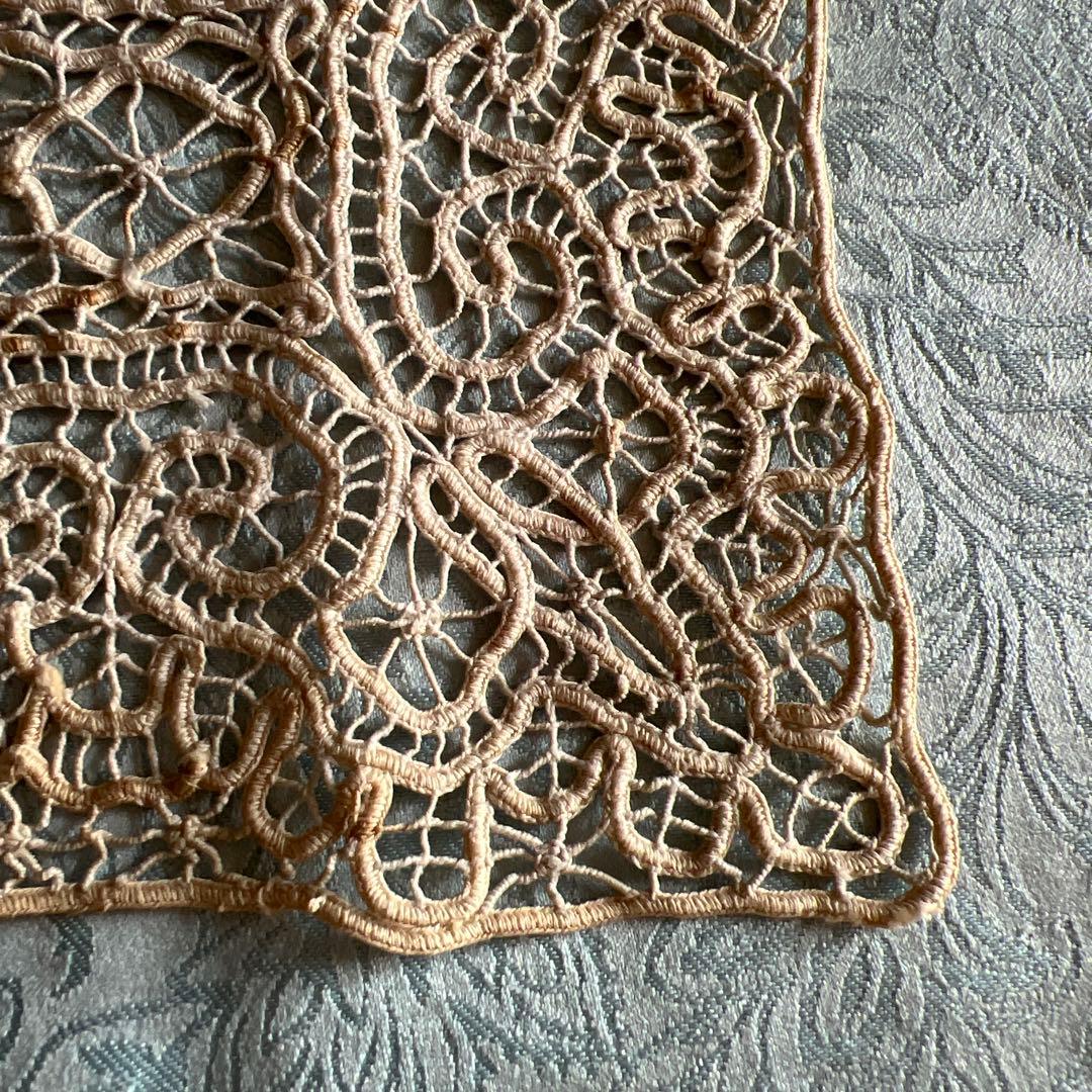 ベージュ　アンティークレース　フランス