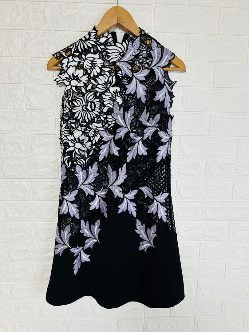 【最終価格】セルフポートレイトワンピース　ヴィヴィアンタム　シャンハイタン