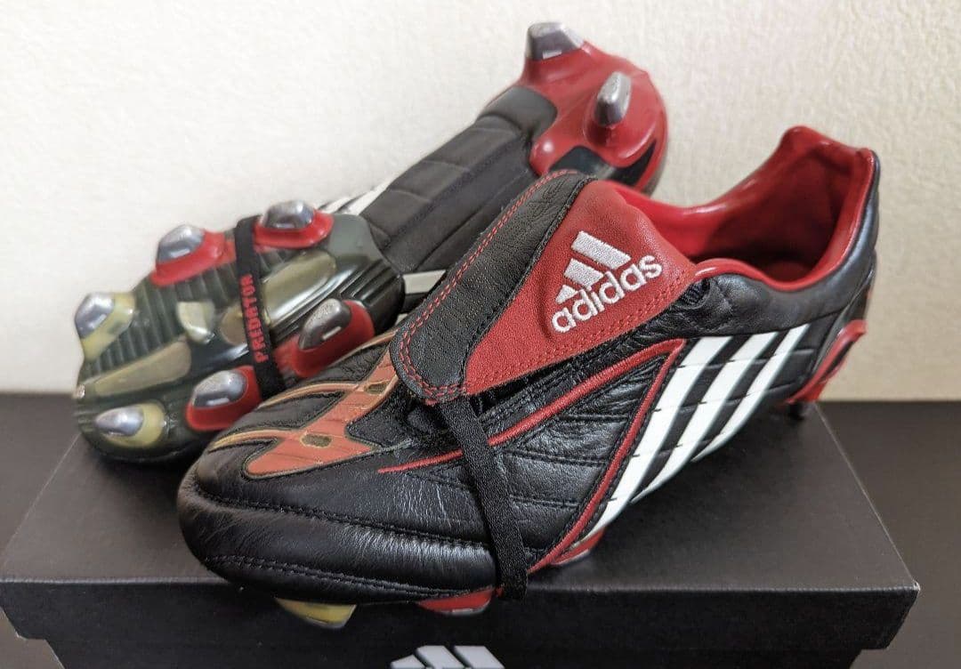 adidas　アディダス　 プレデター パワースワーブ SG サッカースパイク