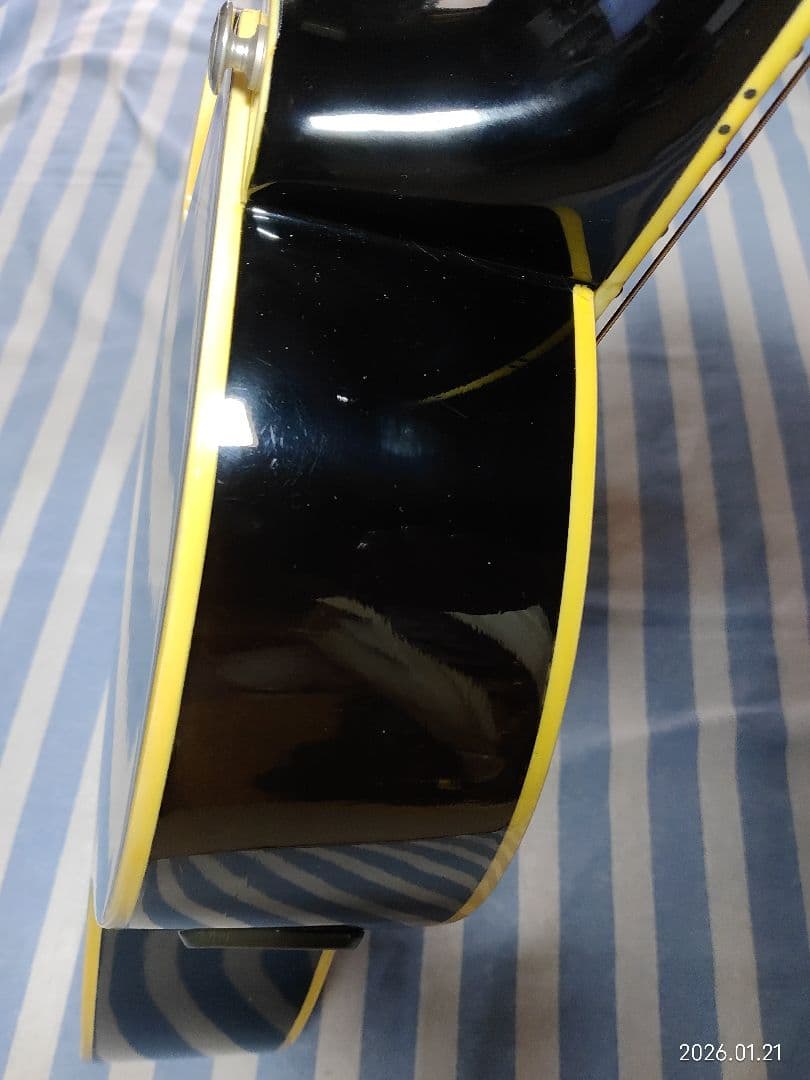 90年代のMorrisの上質エレアコースティックギターRumbler MR-1