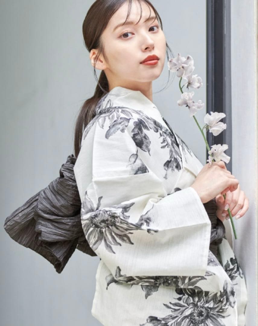 絵文字　Dita新品未使用品♡2024♡夏色の向日葵しらべ(墨色)