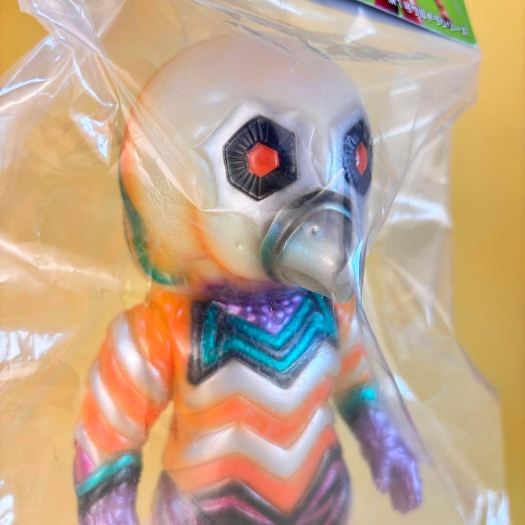 M1号 ガッツ星人 GID 鵜川薫 指定 デザイン カラー スタンダードサイズ