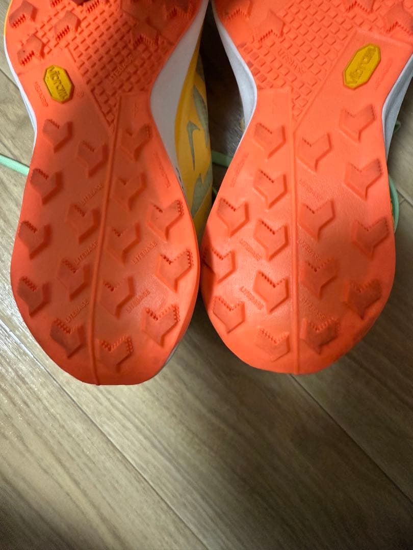 28.0cmウルトラフライ　トレイルレーシングシューズ