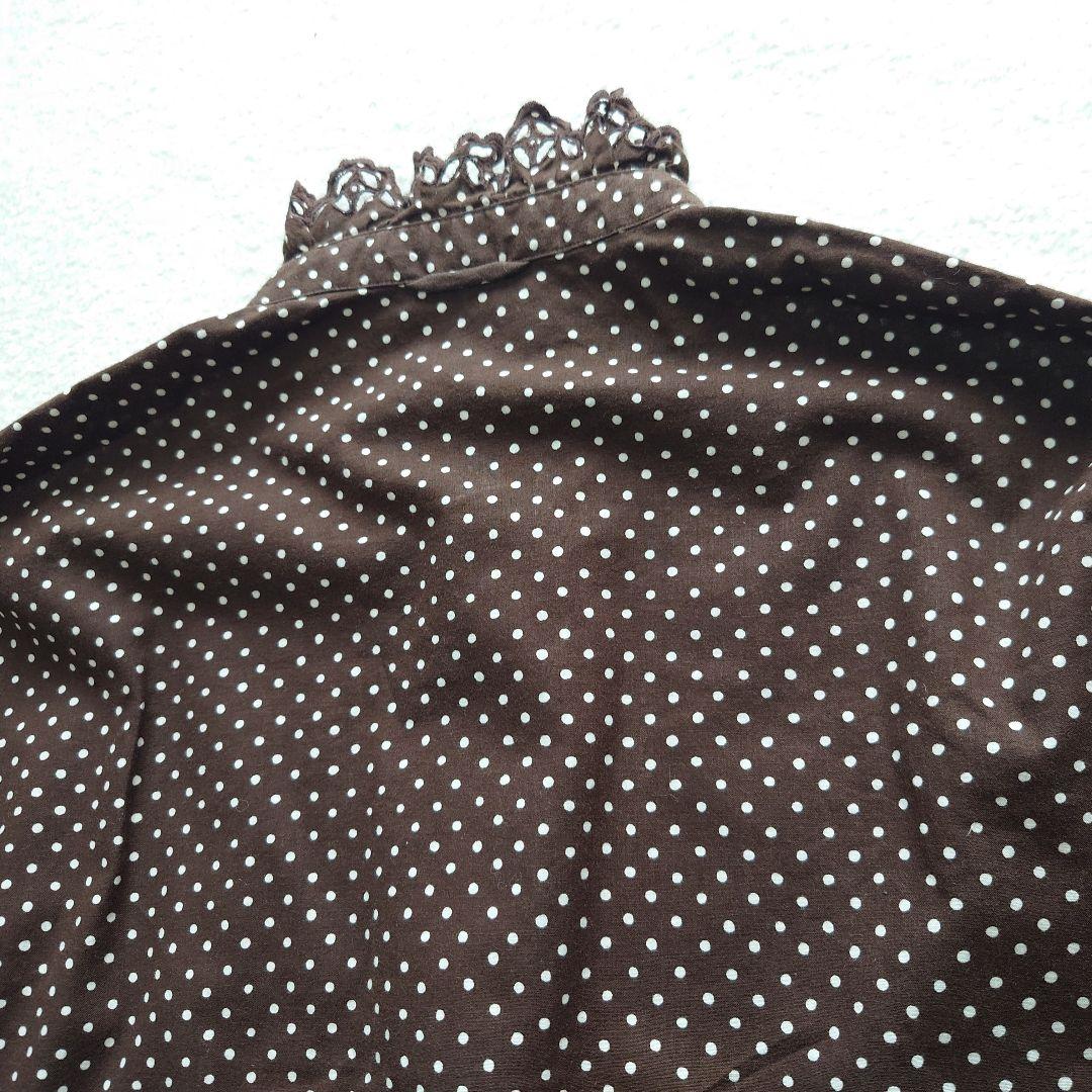 【あたりアリ】45R タペットドットプリントのカットワークフリルブラウス