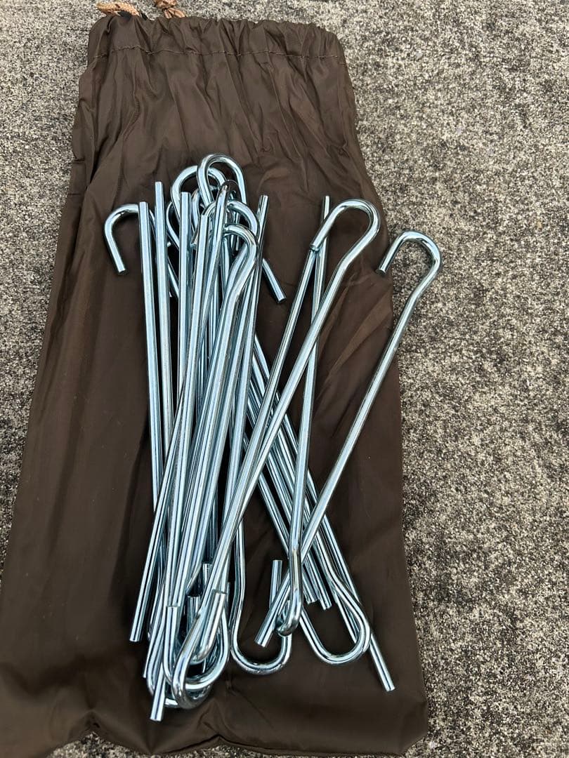 ほぼ未使用　タラスブルバ キャタピラー2ルームシェルター BABYテント