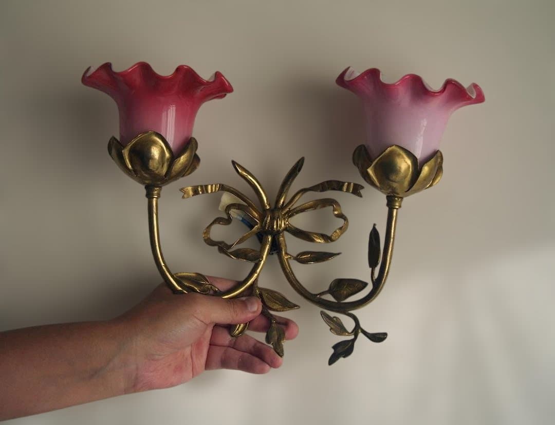 花束のデザイン ピンクのガラスシェード ウォールライト 照明/K313