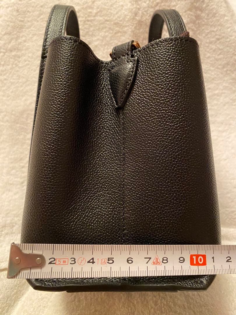 価格変更！金額&掲載期間変更！TOD'S 黒 レザー バッグ マイクロ