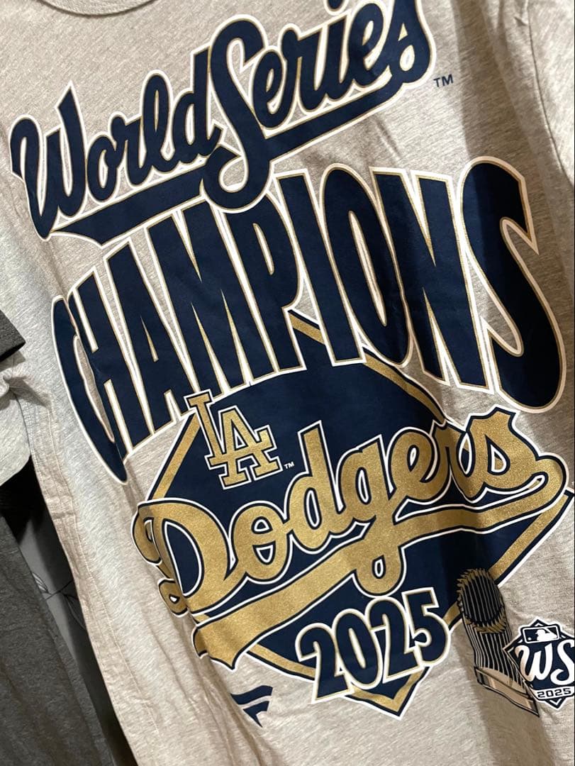 LAドジャース 2025年'24年チャンピオンTシャツセットMサイズ　新品