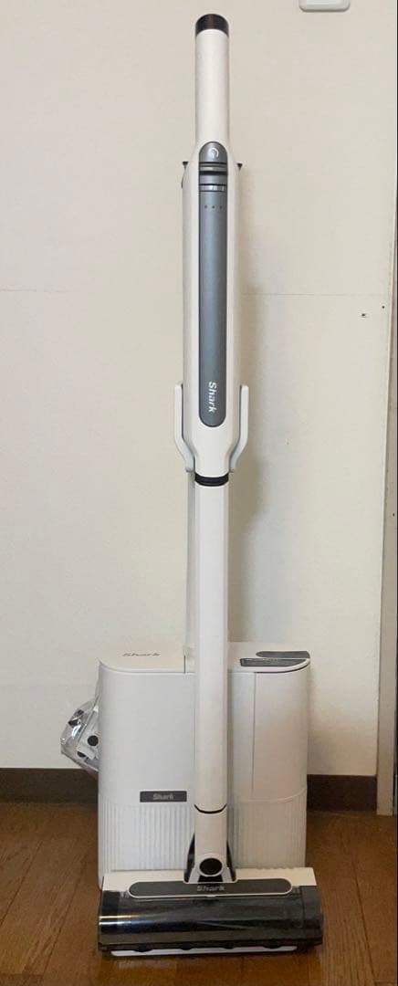 【美品】【23年製】CS150JAE スティッククリーナー SHARK