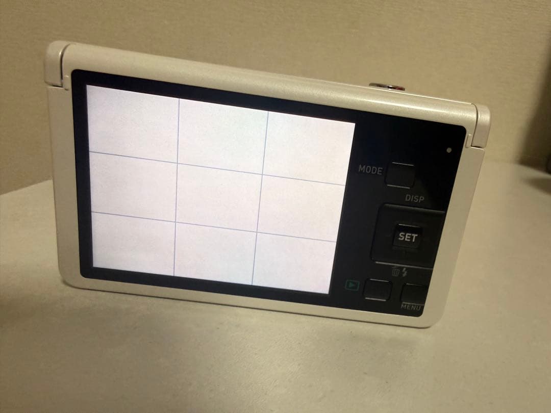 美品 CASIO EXILIM EX-ZR70WE ホワイト