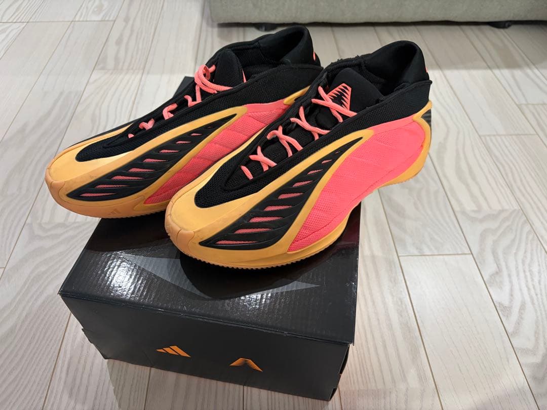 シューズ(男性用) adidas AE2