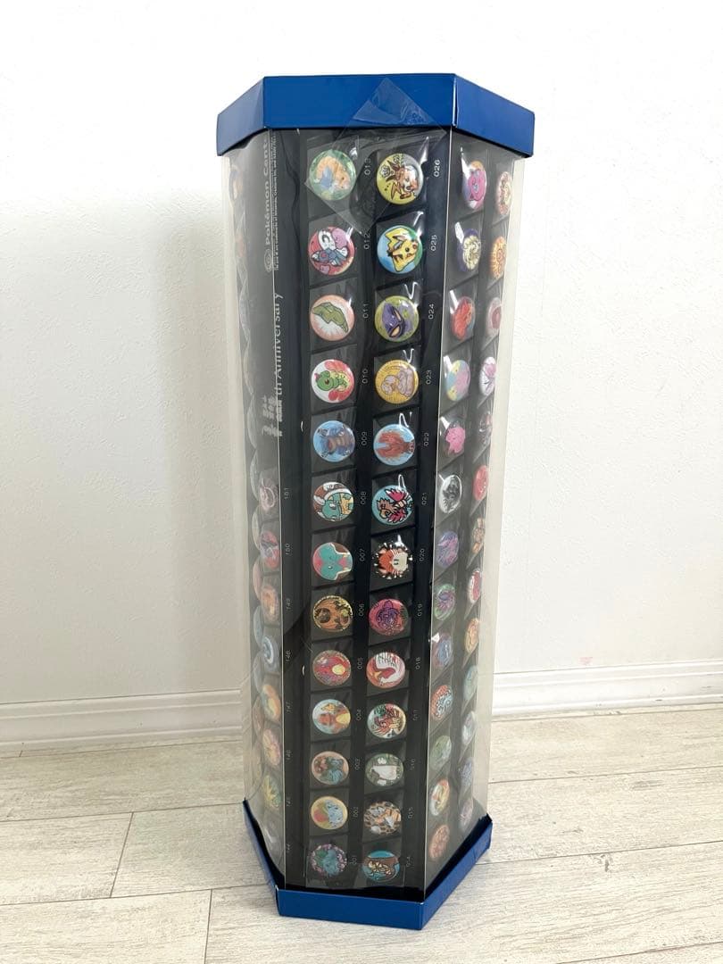 【新品に近いです】レア ポケモンセンター15周年記念 ポケモンバッジ151