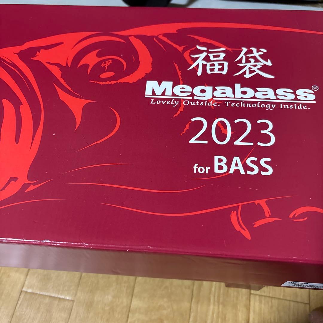 メガバスルアー15本セットレッドタックルボックス付き