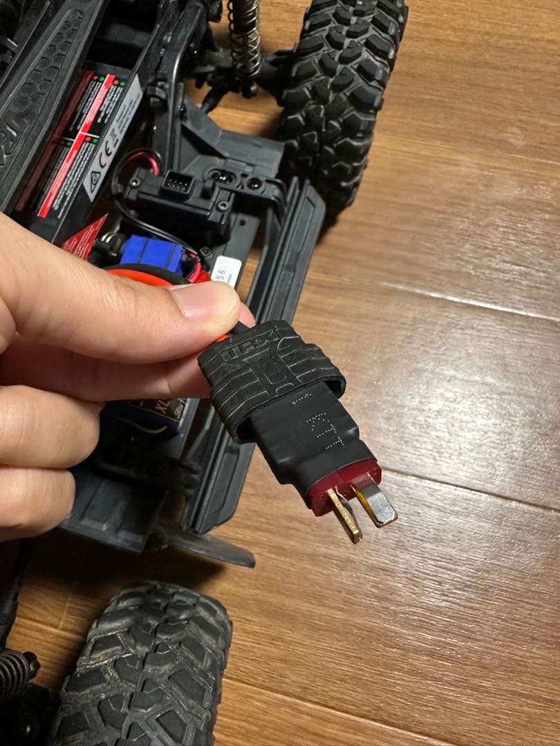 トラクサスTraxxas TRX-4 Defender 純正プロポ付き　ラジコン