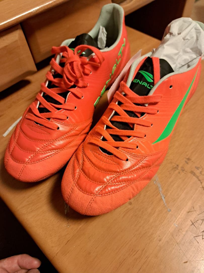 サッカースパイク ペナルティ ジョガドーレ ネオ プレミオ