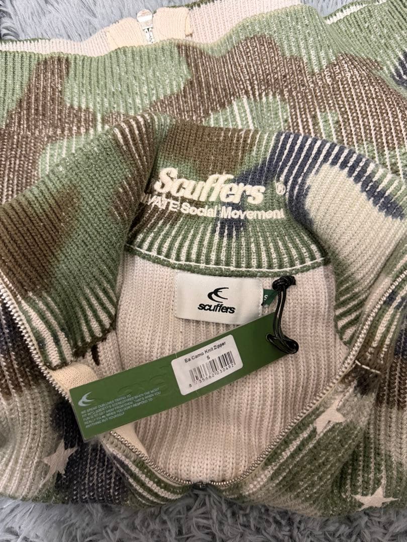 【完売サイズ】scuffers 迷彩ジップアップ ニット
