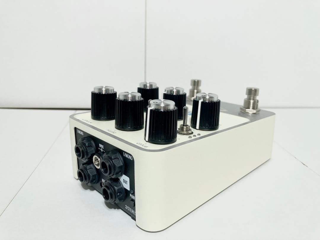 Universal Audio UAFX Astra Modulationペダル
