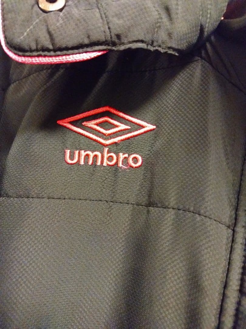 ③Umbro★ベンチコート