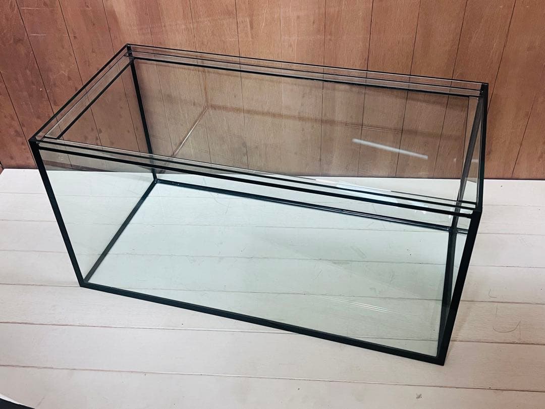900×450×450㎜ガラス水槽 ブラックシリコン フランジ加工付き 未使用品