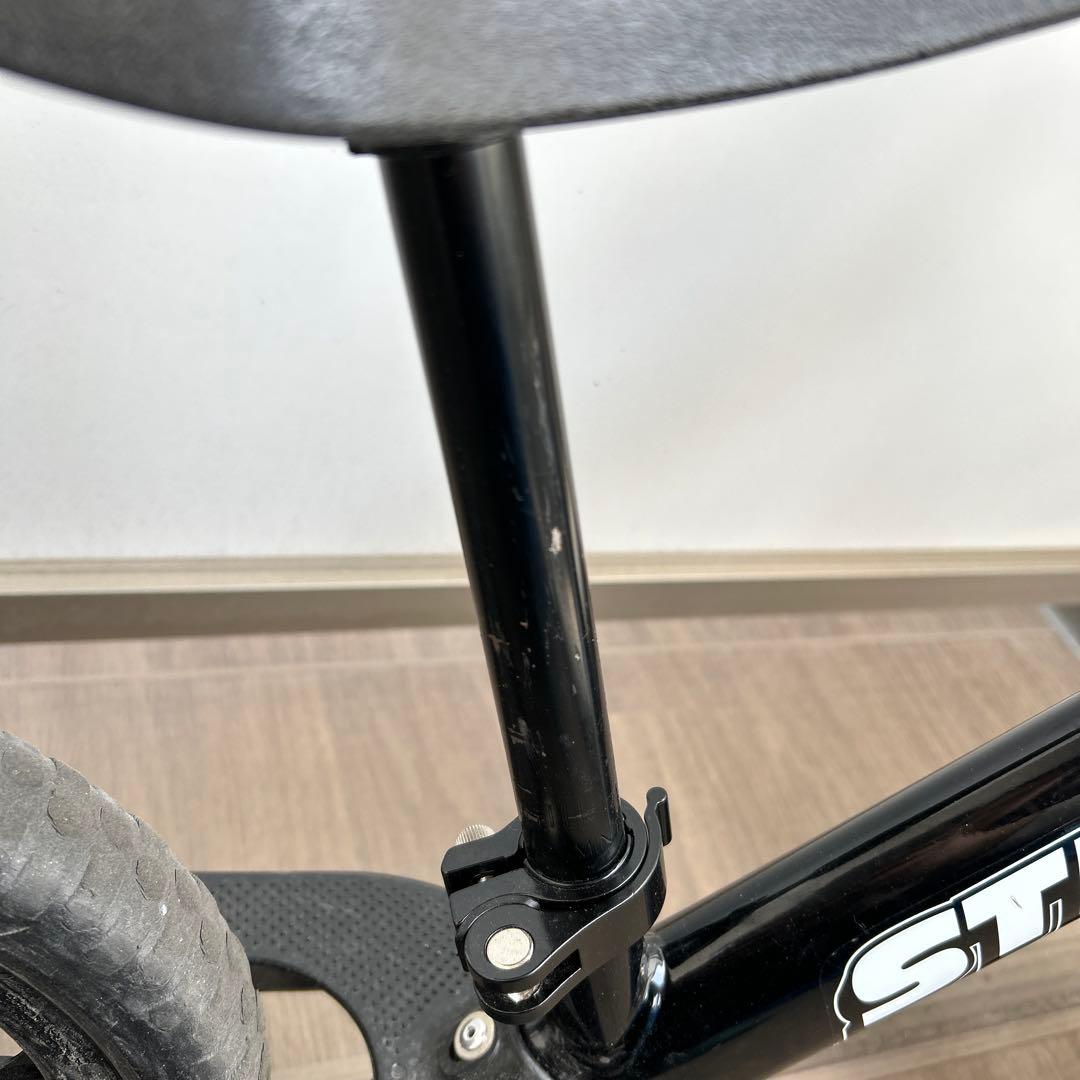 STRIDER バランスバイク ブラック 収納バッグ付き