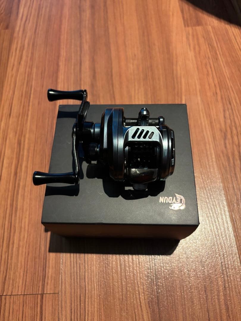 2/4 23:59まで Usopp ベイトフィネスリール　1