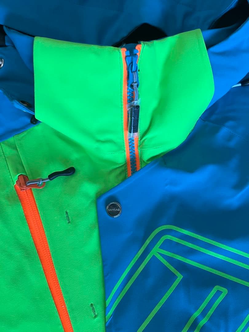 k*u様 未使用 ONYONE オンヨネ スキーウェアメンズ Ｍ 上下