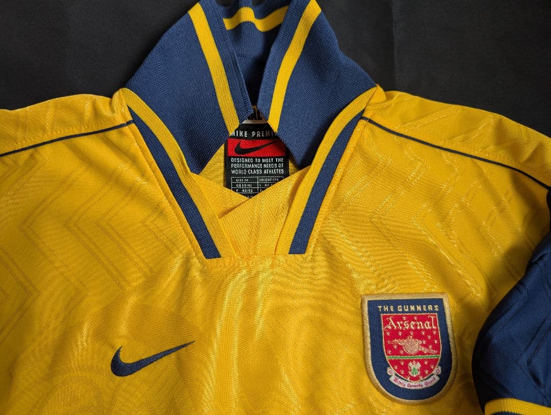 【希少・美品！】アーセナル/デニス・ベルカンプ/A/96-97シーズンモデル