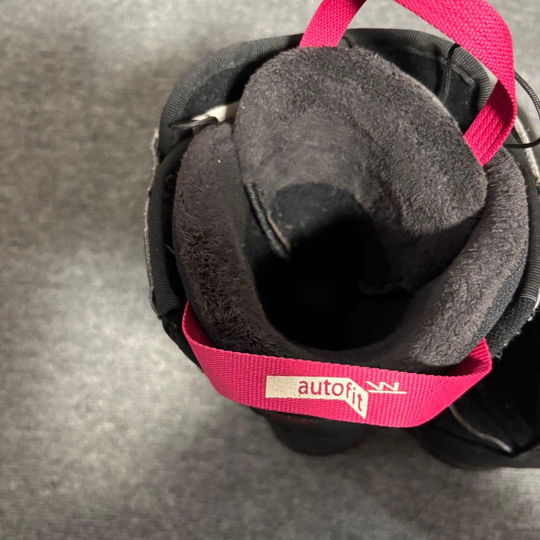 【送料無料】SALOMON スノーボードブーツ