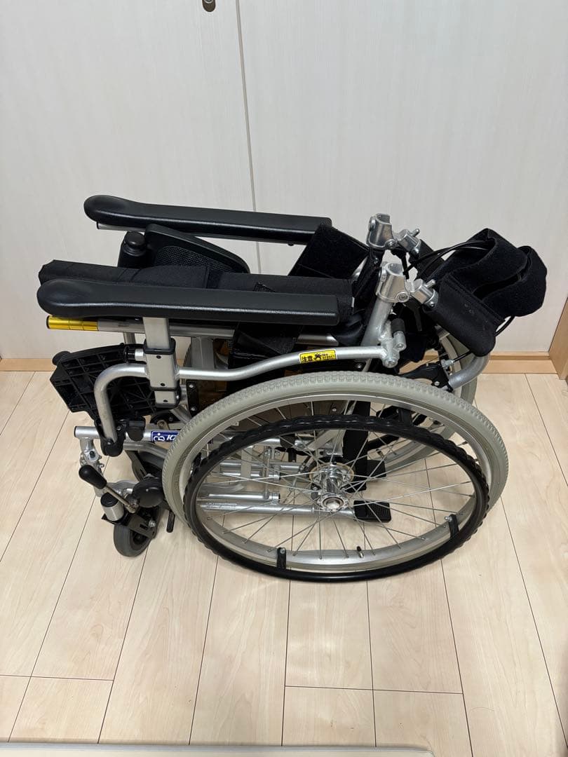 【美品】　多機能　カワムラサイクル　自走式車椅子　中床型簡易モジュール車いす
