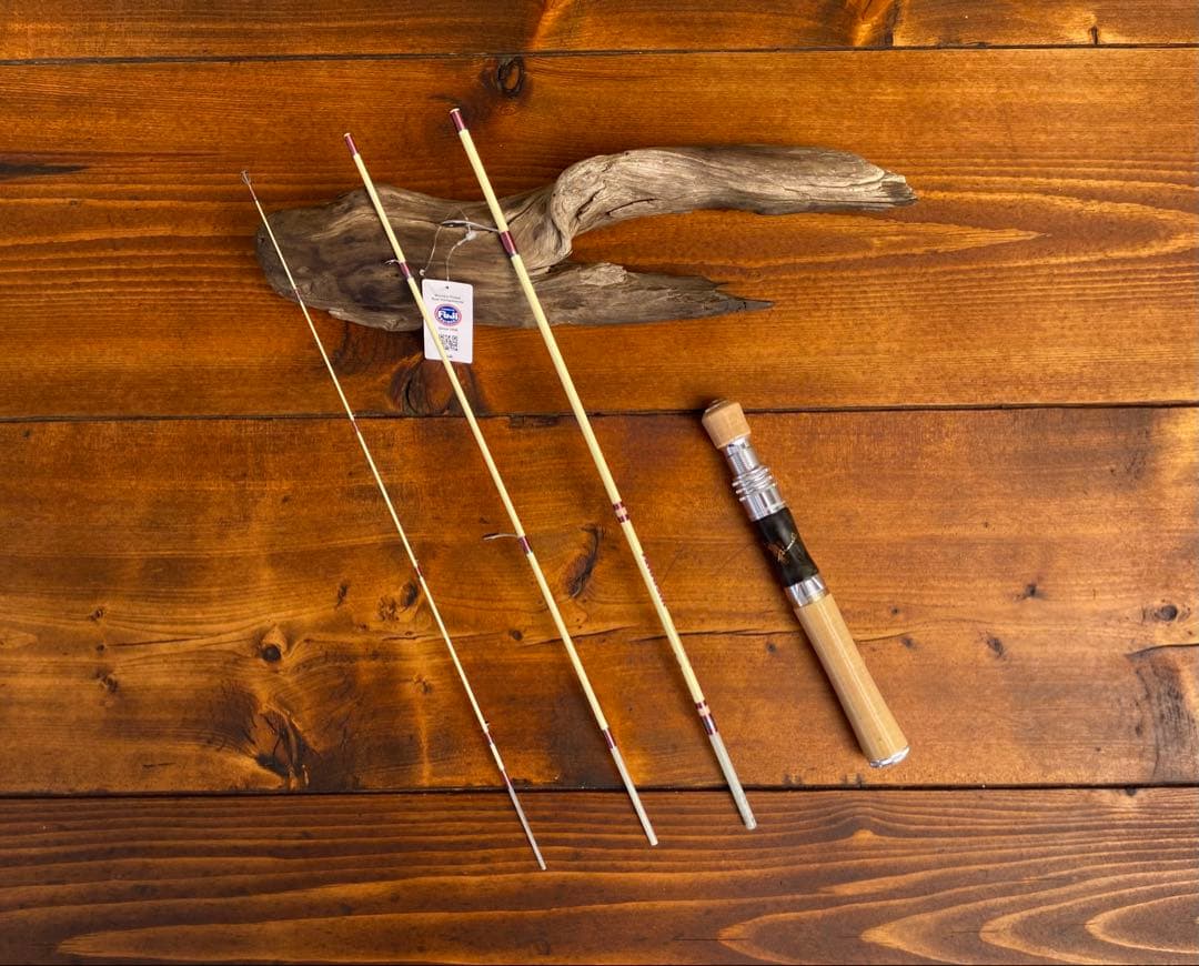 トラウトロッド　グラスロッド　ホワイト　銘木リールシート　渓流釣り　スピニング